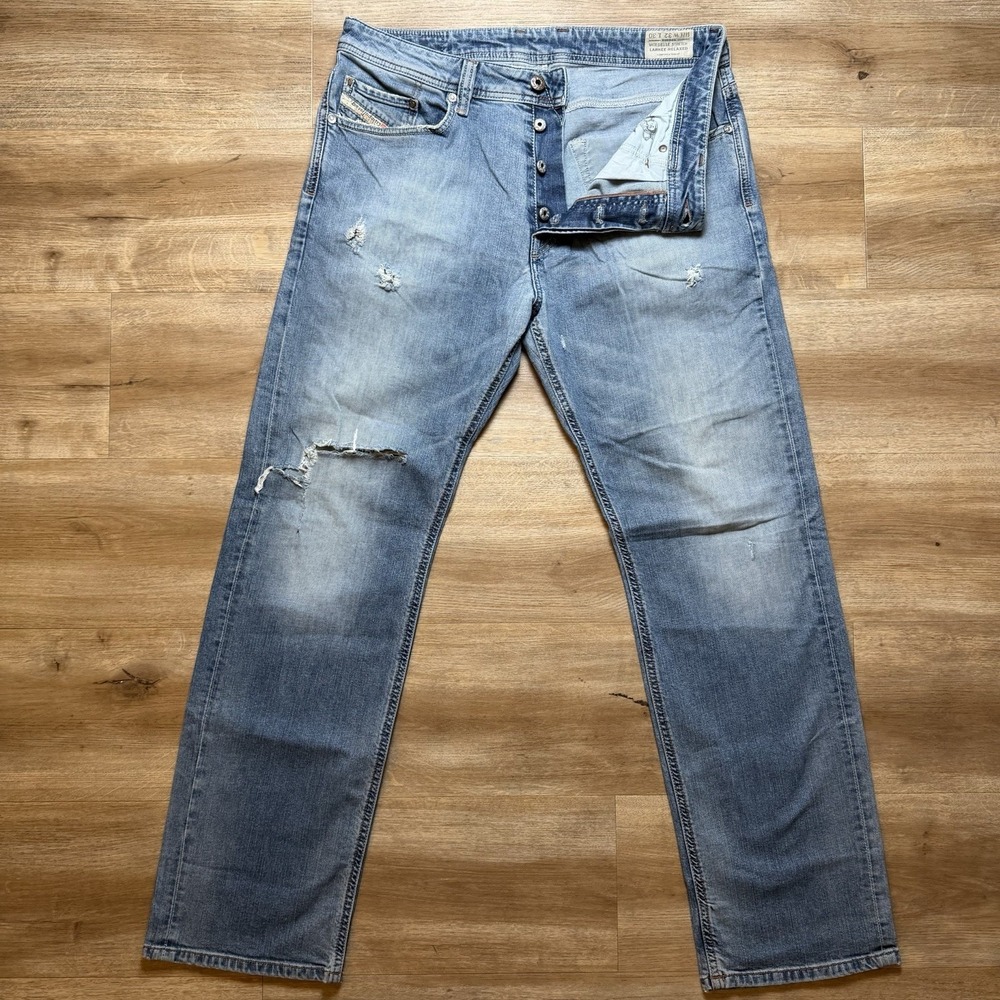 Diesel‎ Jeans Men 32x30 Blue Larkee-Relaxed Comfort Straight Leg Destroyed 0811E